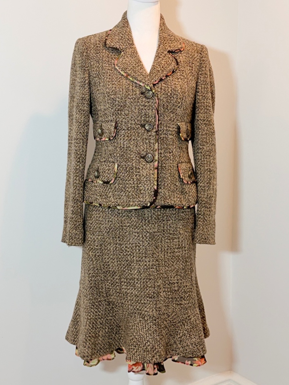 EUC Ann Taylor LOFT Vintage Wool Blend Blazer Size 2Petite
